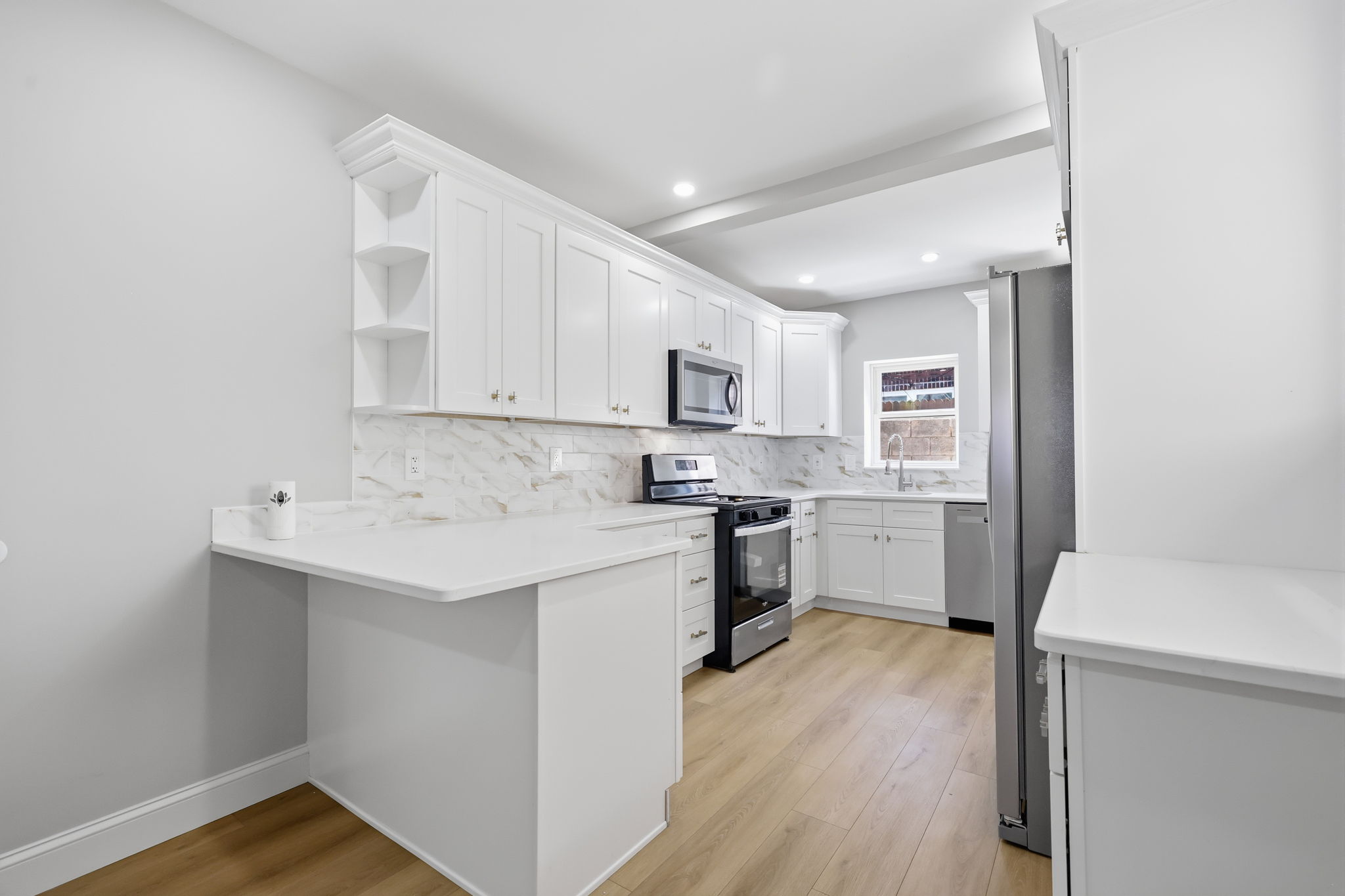 Kitchen Cabinet Installation