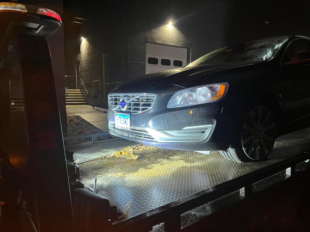 Long-Distance Vehicle Towing Services