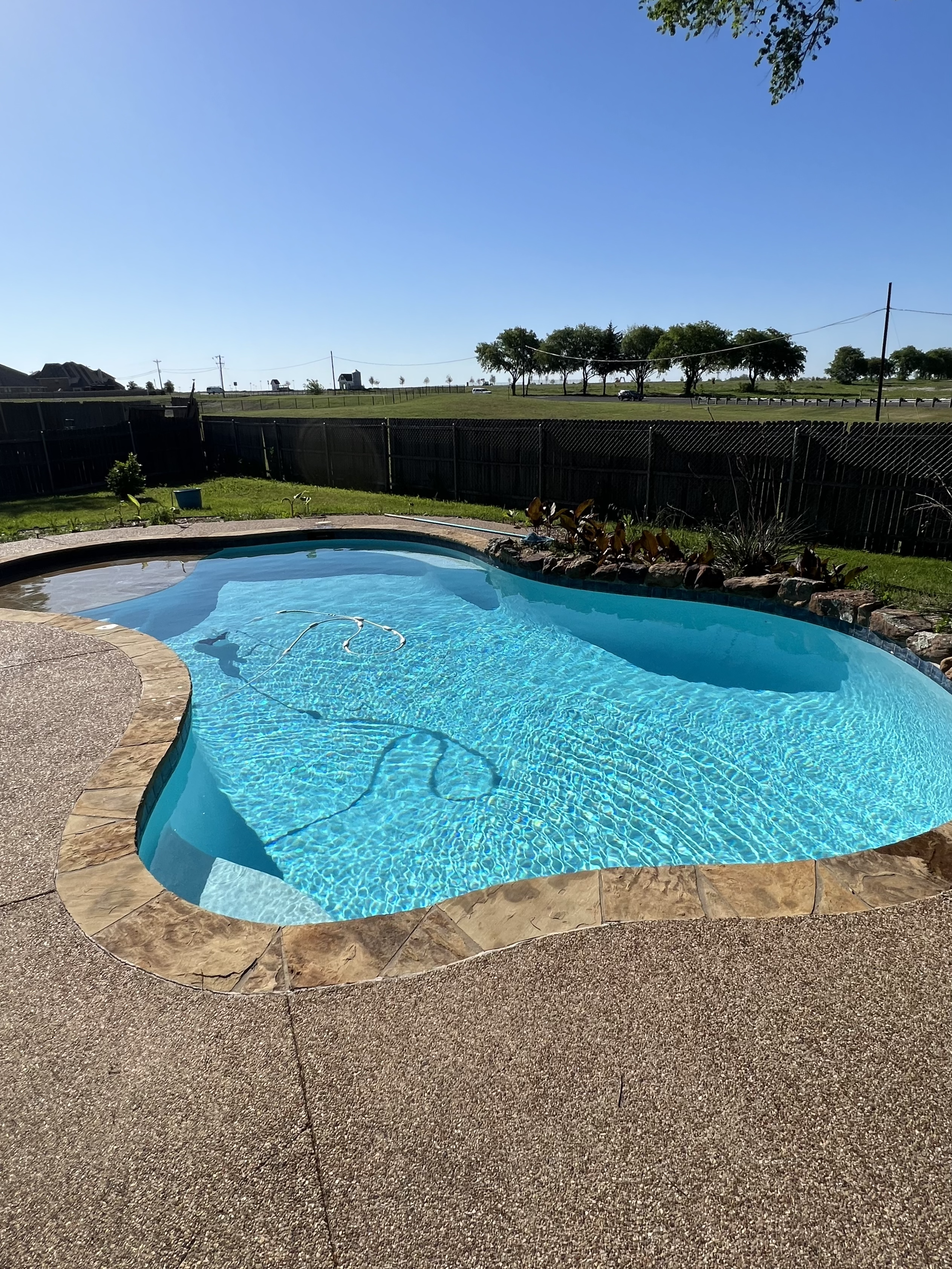 Pool maintenance in Fair Oaks TX