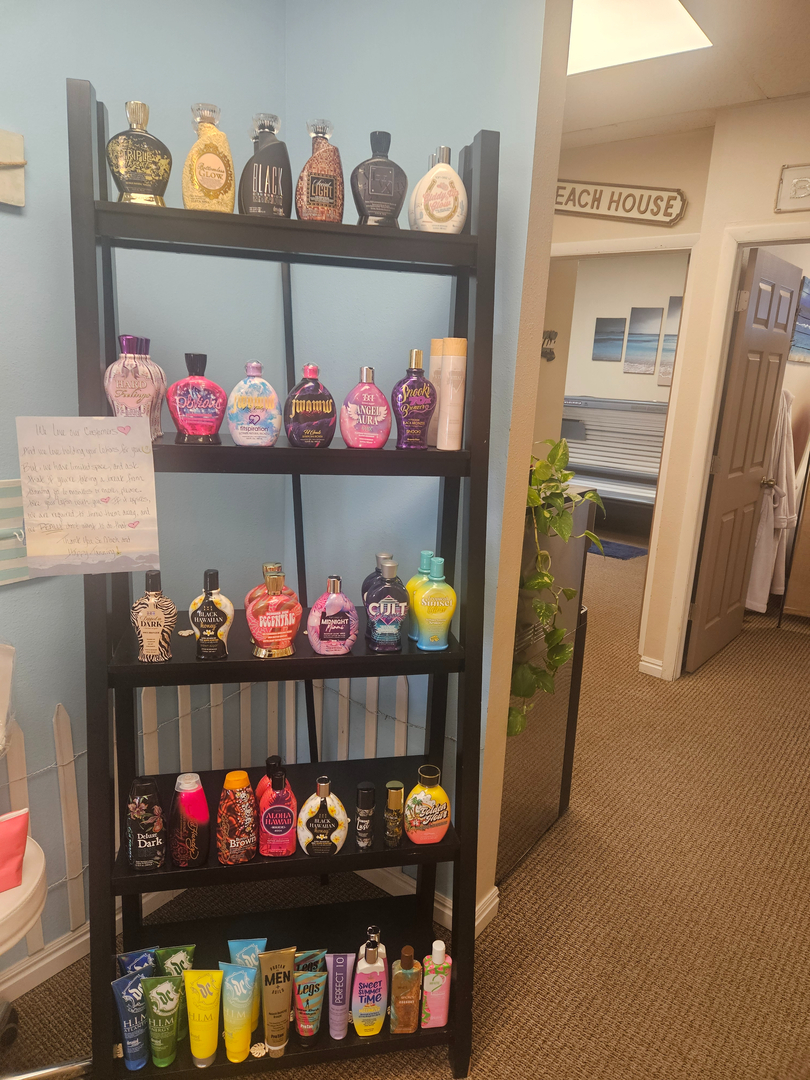 The Beach Tanning Co. & Wellness Center gallery image