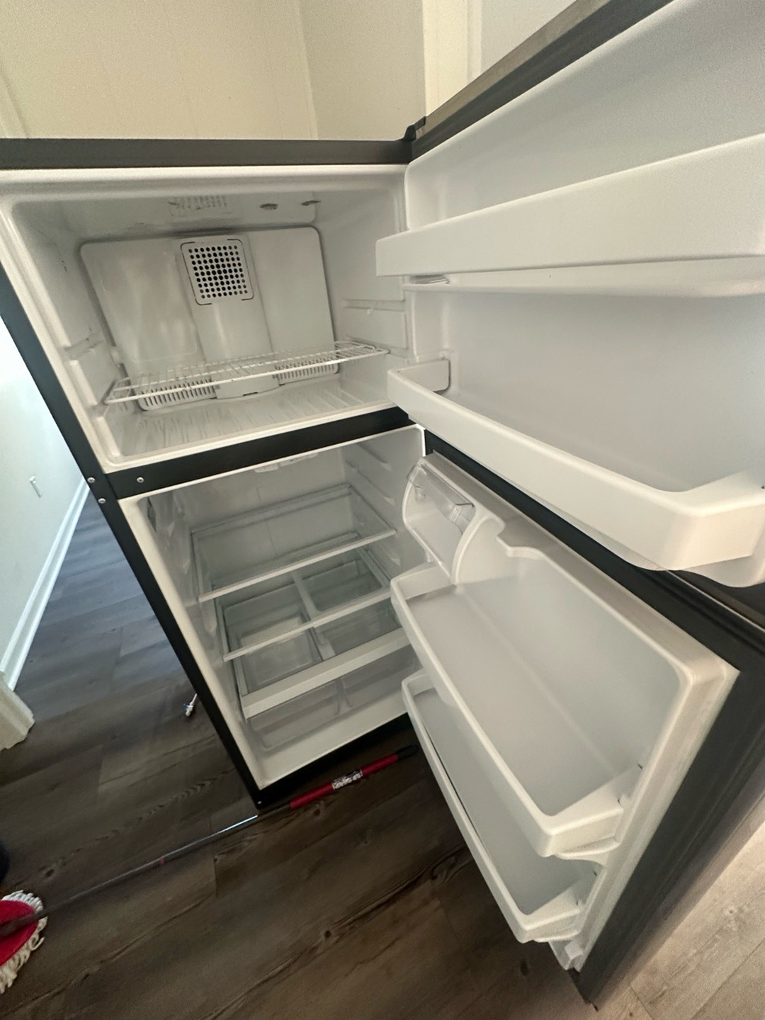 Refrigerator Interior Cleaning photo